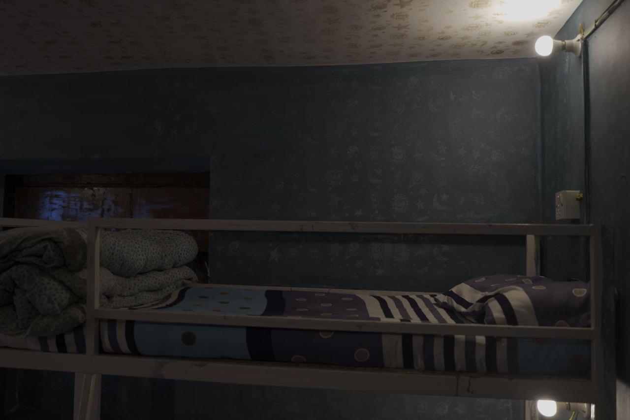 Fireflies Hostel Катманду Екстер'єр фото