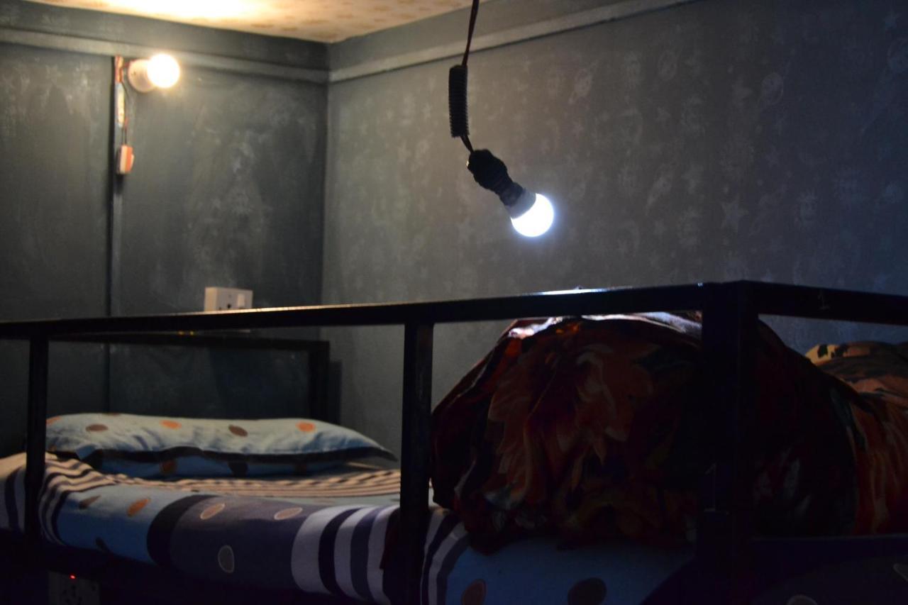 Fireflies Hostel Катманду Екстер'єр фото