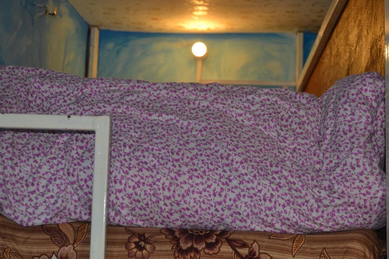 Fireflies Hostel Катманду Екстер'єр фото