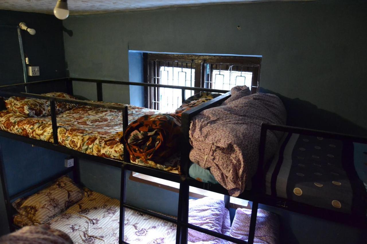 Fireflies Hostel Катманду Екстер'єр фото