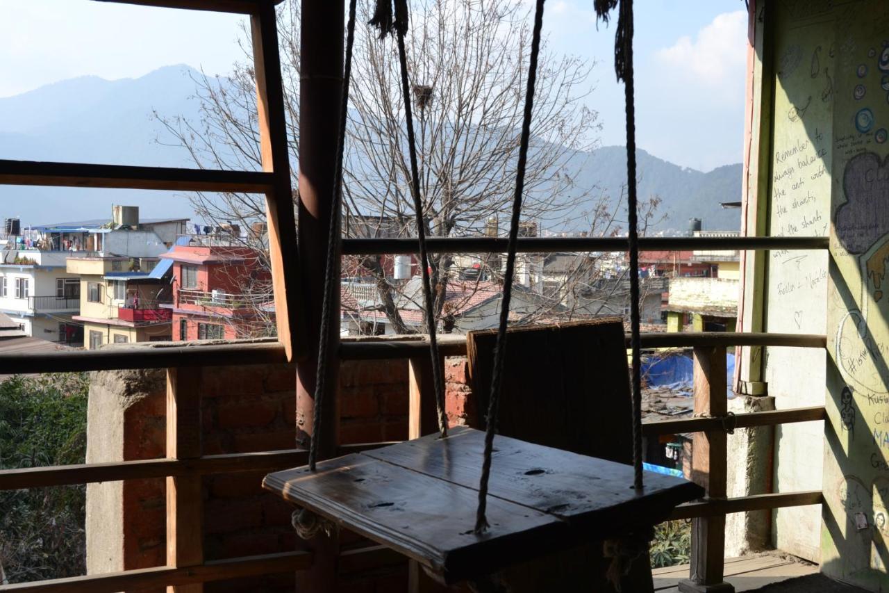 Fireflies Hostel Катманду Екстер'єр фото